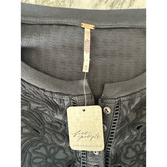 FREE PEOPLE New Womens Embroidered Floral Cut Out Long Sleeve Button Down Top XS - Picture 10 of 11